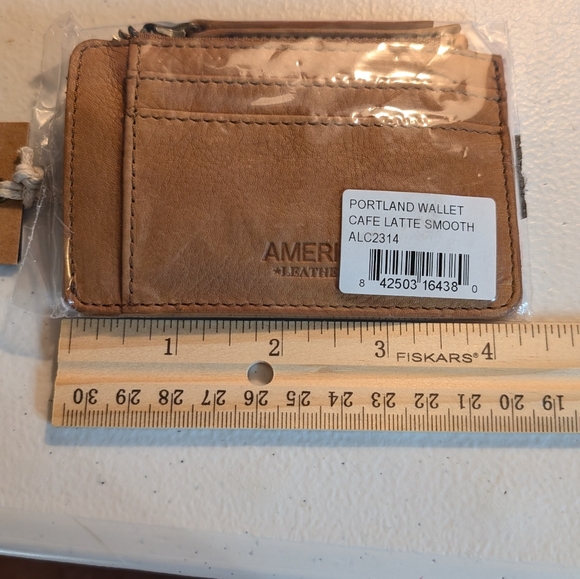 🆕 Leather Card Case Keychain. - Picture 6 of 7